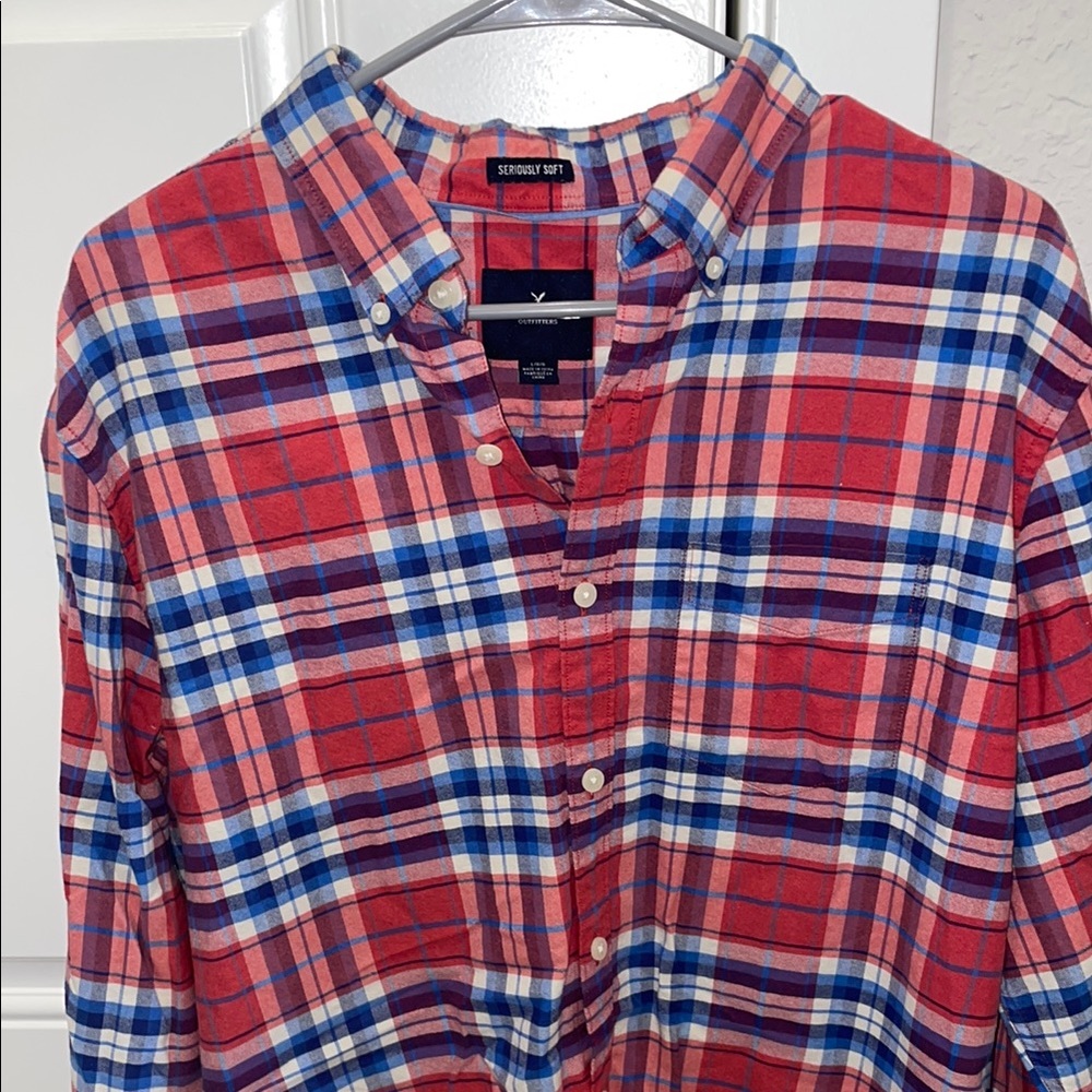 American Eagle Outfitters Red and Blue Plaid Men's Shirt